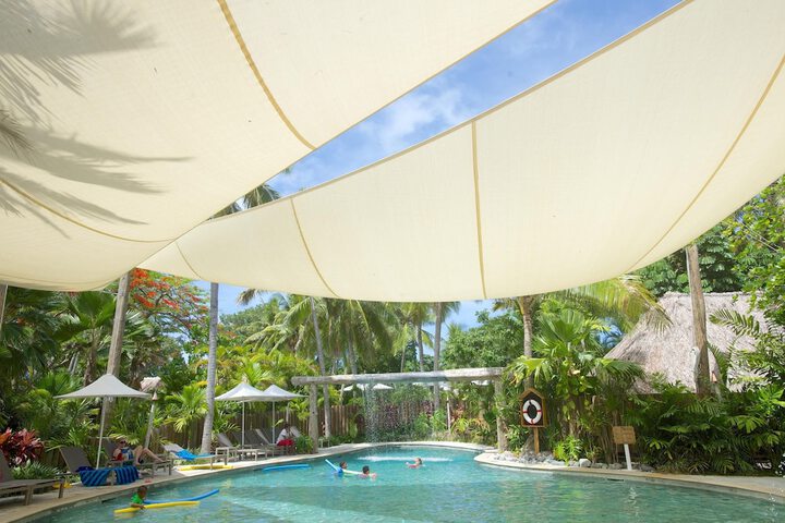 Pool 57 of 280