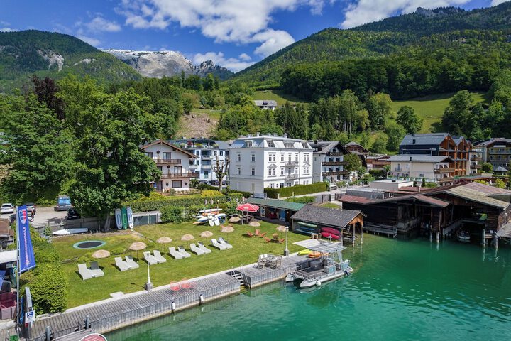 Image of Romantik Residenz Ferienwohnungen Hotel Im Weissen Rössl