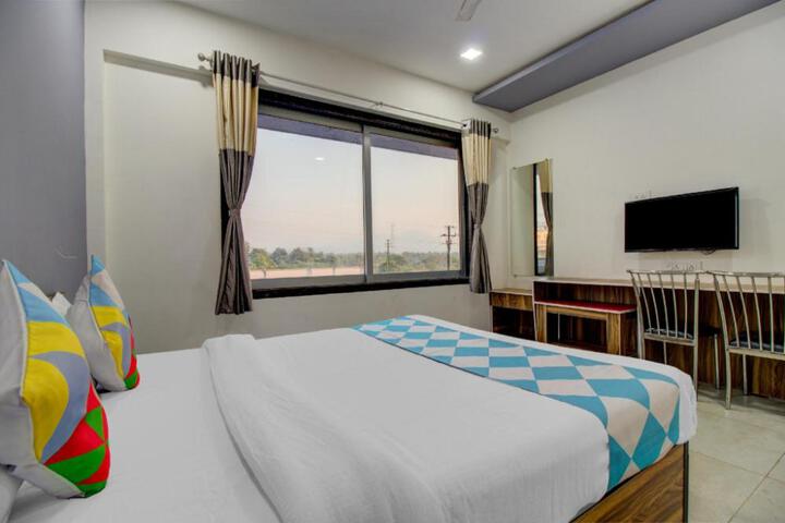 Hotel O Parivar