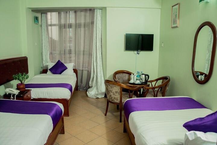 Room 14 of 64