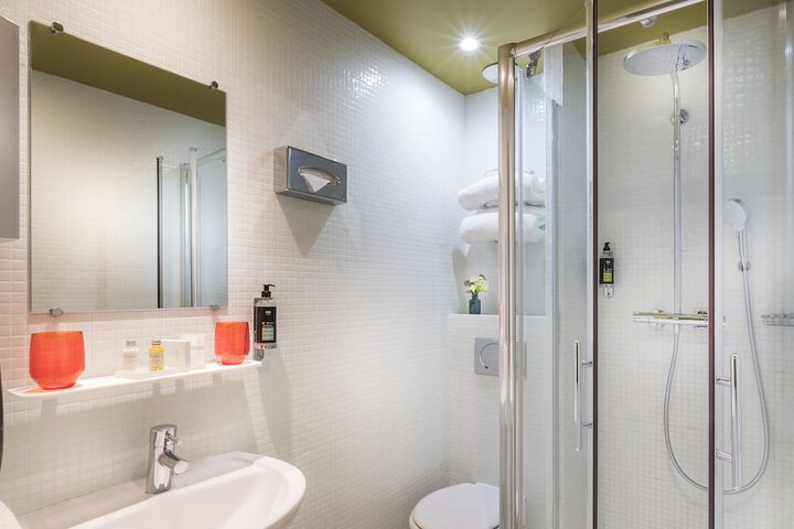 Clean Restrooms