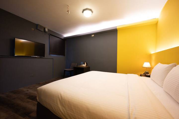 Room 6 of 46