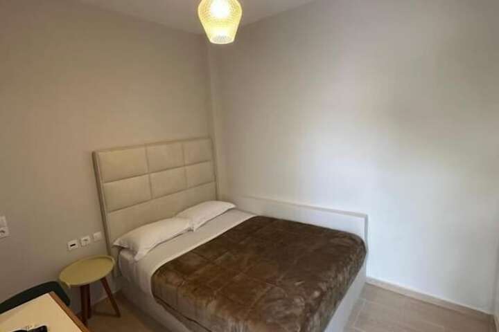 Room 32 of 54