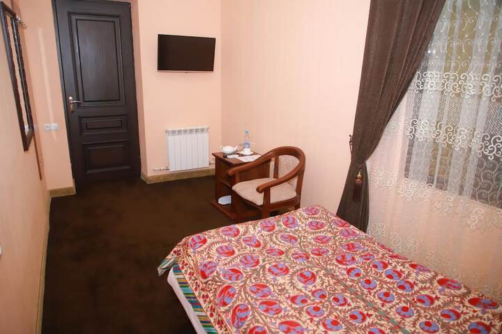 Room 17 of 58