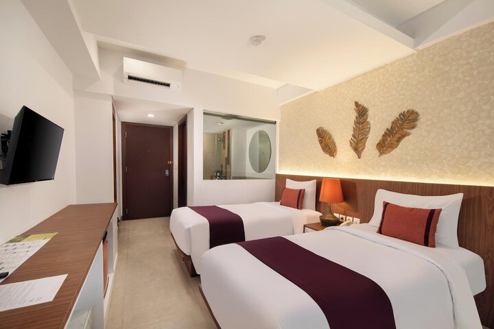 Room 21 of 52