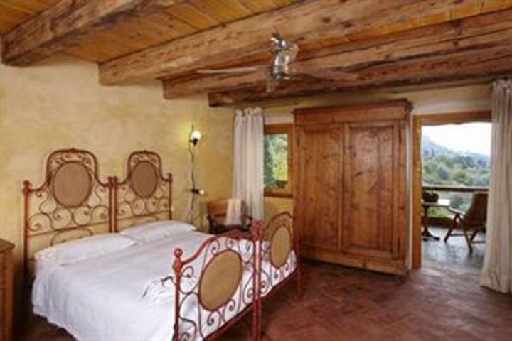 Room 16 of 26