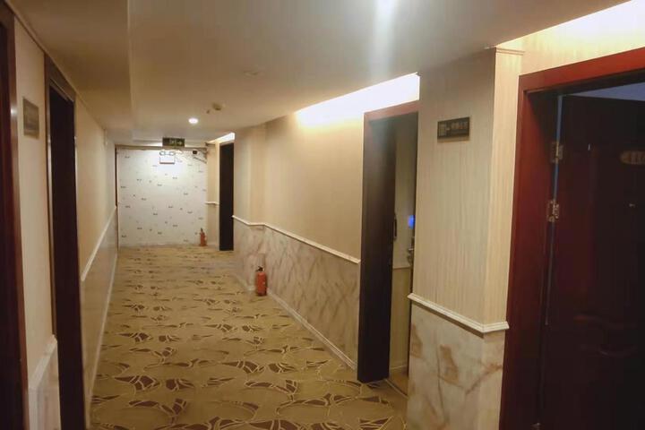 Hotel Interior 7 of 14