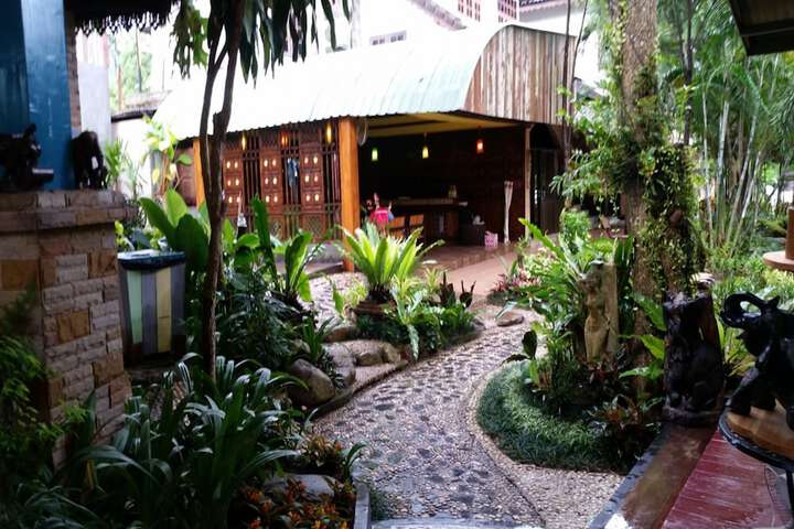 Hotel Exterior 38 of 45
