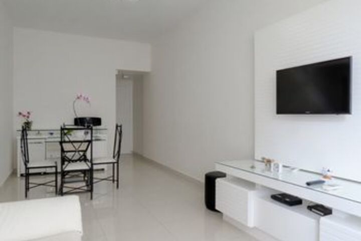 Room 18 of 19
