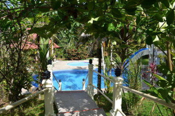 Pool 44 of 56
