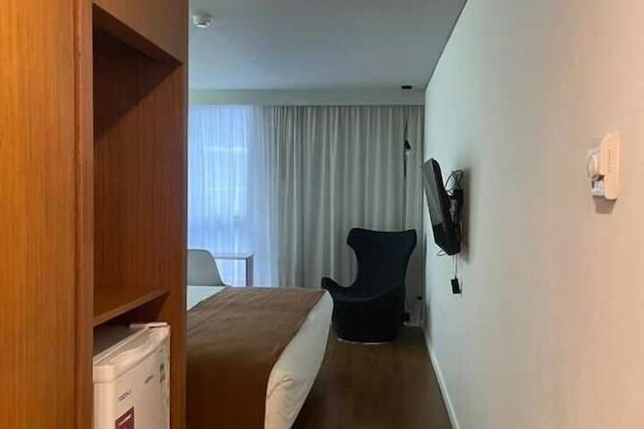Room 11 of 71