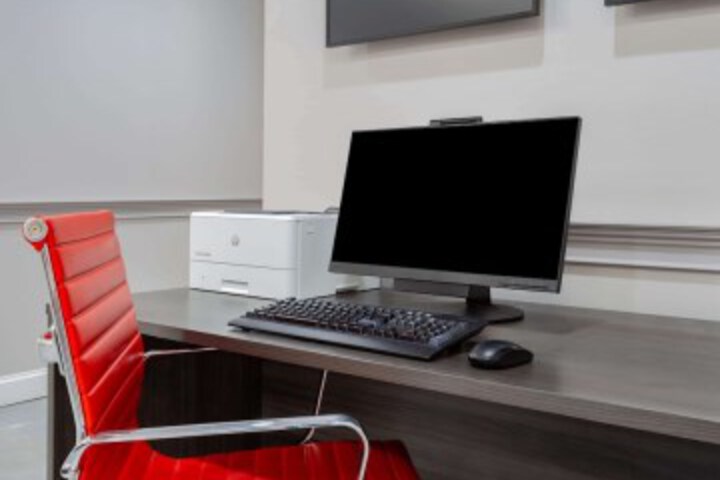 Business Center 31 of 32