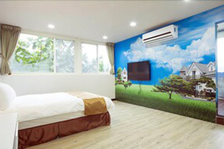 Room 27 of 39