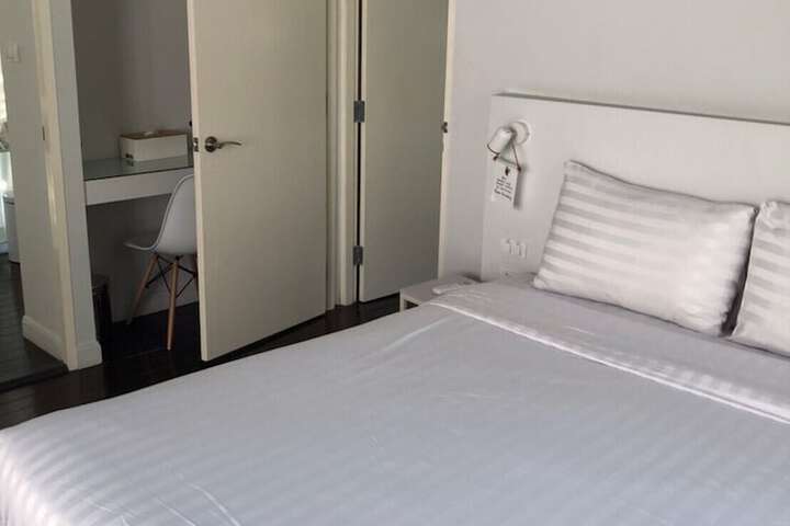 Room 22 of 127