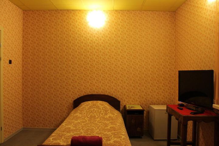 Room 19 of 51