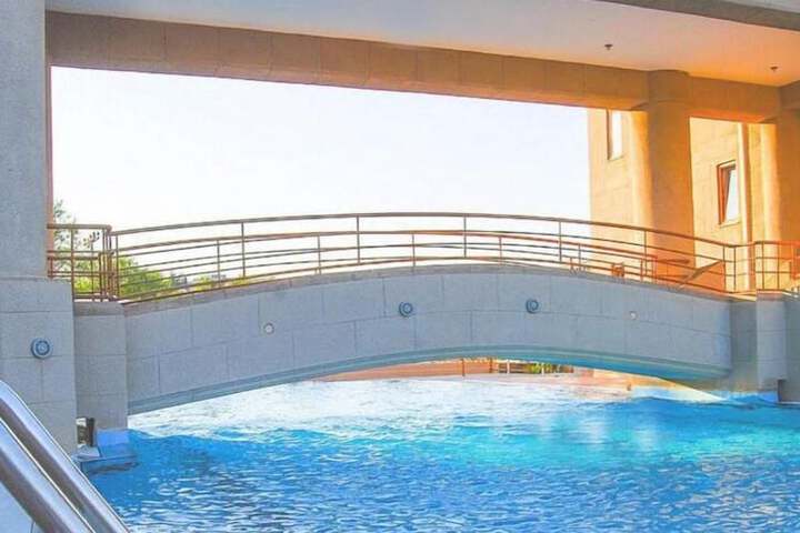 Pool 12 of 19