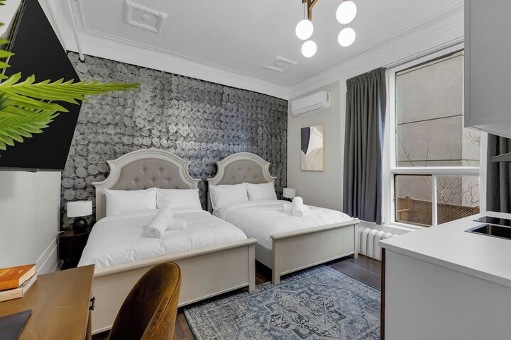 Room 46 of 174
