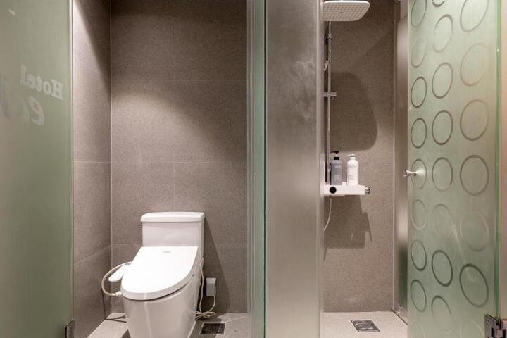 General 43 of 44