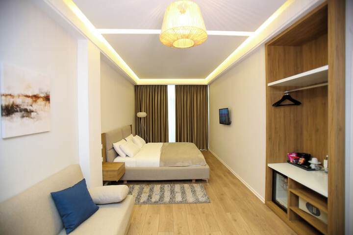 Room 19 of 47