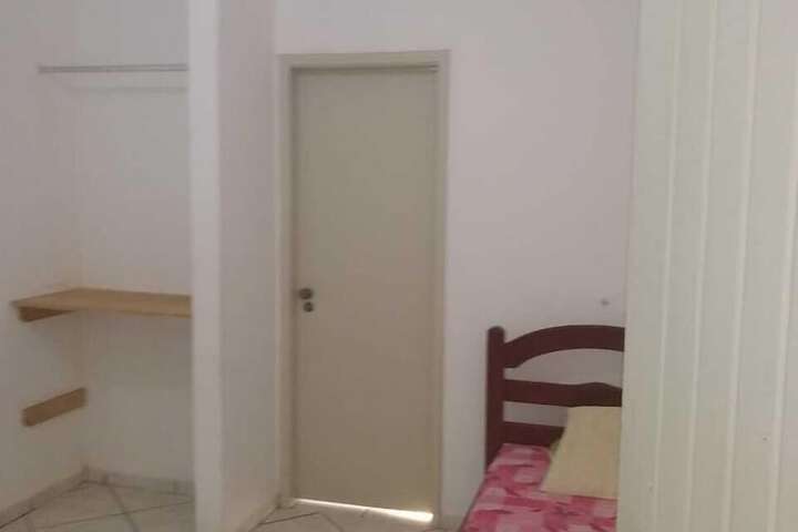 Room 7 of 18