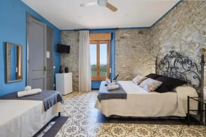 Room 3 of 4