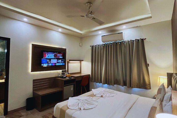 Room 18 of 26
