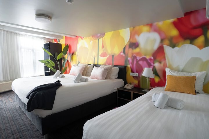 Room 16 of 60