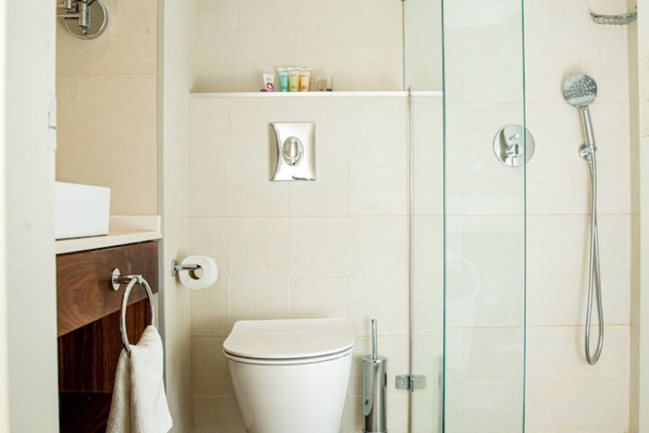 Clean Restrooms
