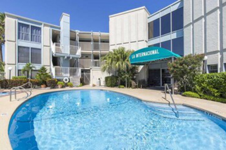 La International 206 in South Padre Island, TX