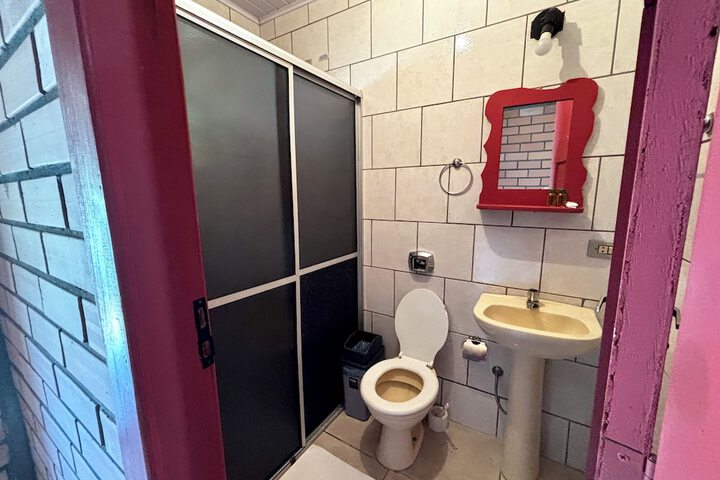 Room 42 of 71