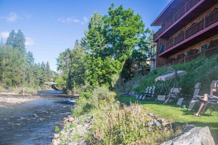 Property Grounds 20 of 41