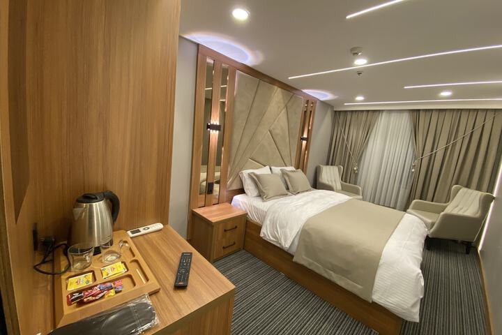 Room 11 of 22