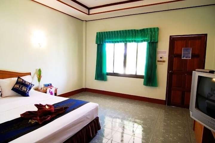 Room 7 of 71