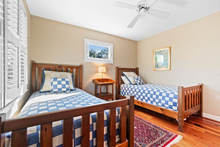 Room 298 of 759
