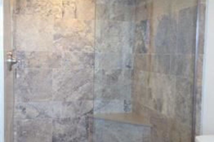 Room 4 of 18