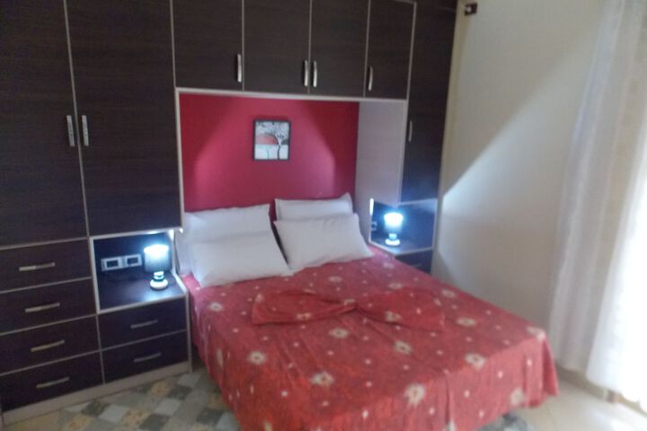 Room 10 of 64
