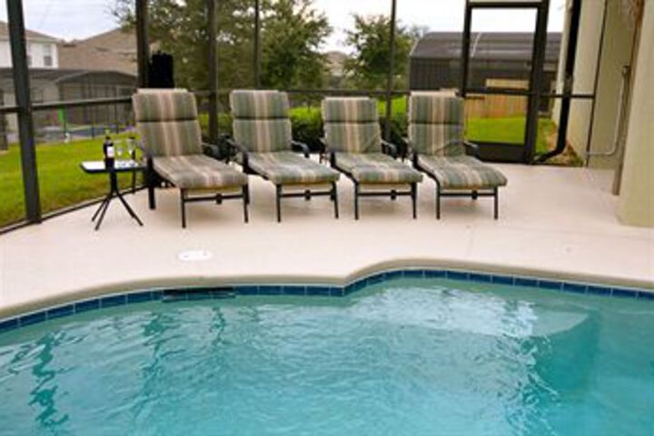 Pool 57 of 76