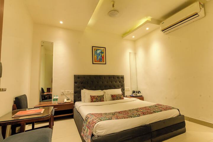 Room 16 of 46