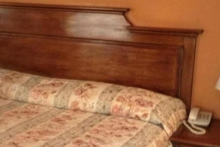 Room 9 of 53