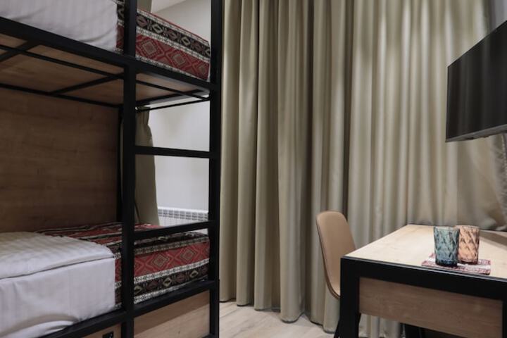 Room 11 of 61