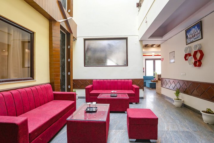 Hotel Interior 10 of 43