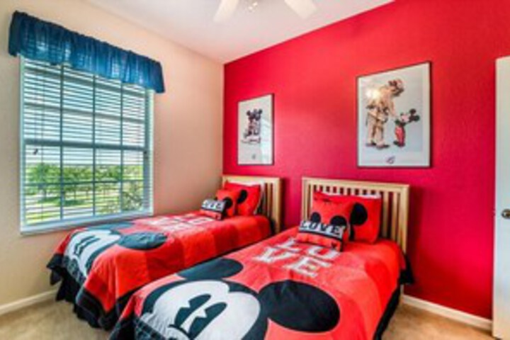 Room 31 of 43