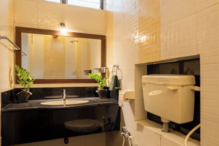 Bathroom Interior Photo