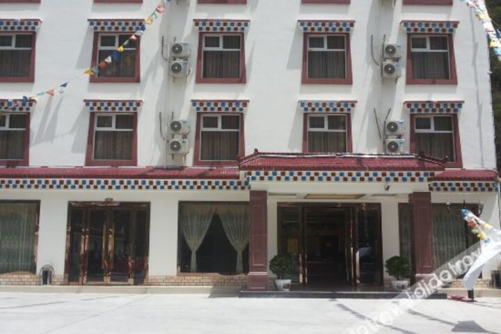 Hotel 2 of 8