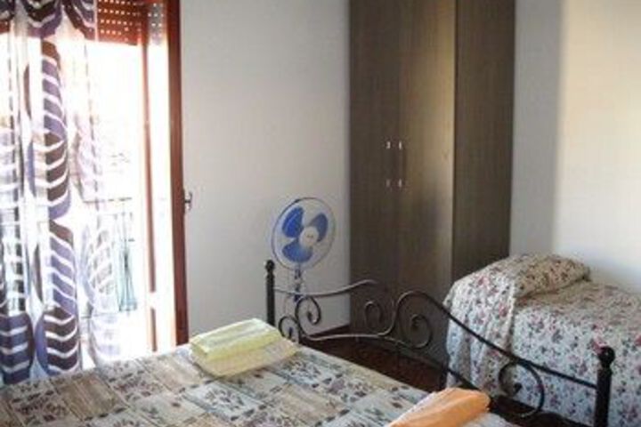 Room 3 of 30