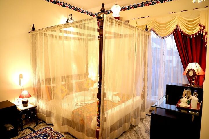 Room 18 of 84