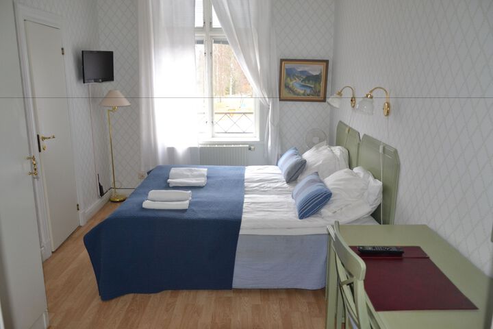 Room 19 of 34
