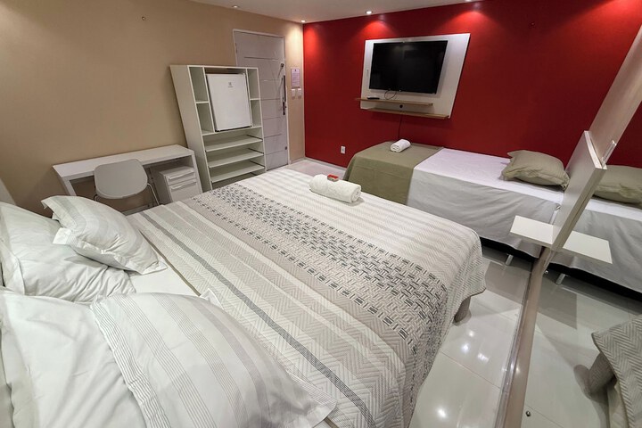 Room 43 of 76