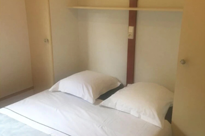Room 3 of 15