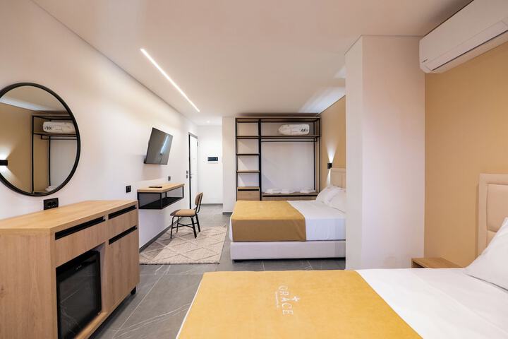 Room 47 of 108